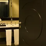 Universal Boutique Hotel