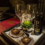 Universal Boutique Hotel