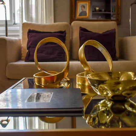 Universal Boutique Hotel 4*