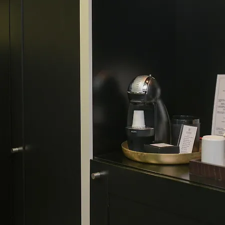 Ξενοδοχείο Universal Boutique 4*