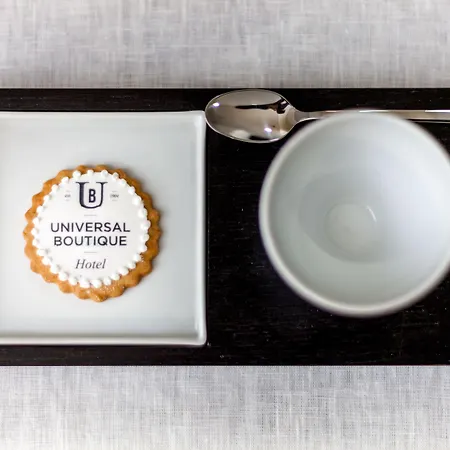Ξενοδοχείο Universal Boutique 4*