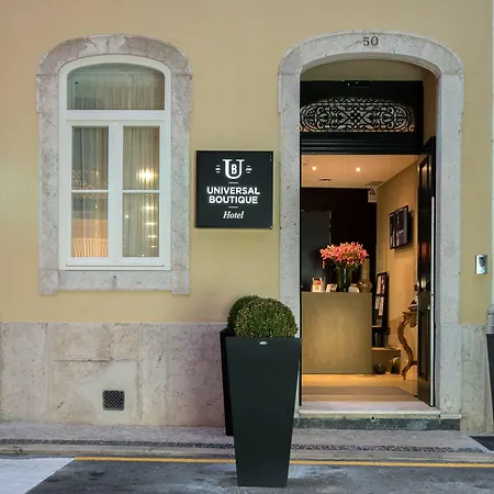 Universal Boutique