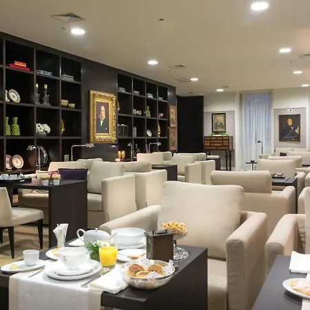 Ξενοδοχείο Universal Boutique 4*